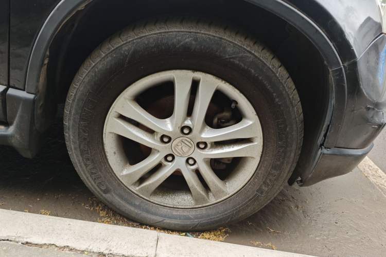 Used Honda CR-V 2010 2.4L automatic four-wheel drive luxury version Right Front Wheel Hub