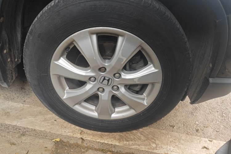Used Honda CR-V 2010 2.0L Automatic Four-Wheel Drive Classic Edition Right Front Wheel Hub