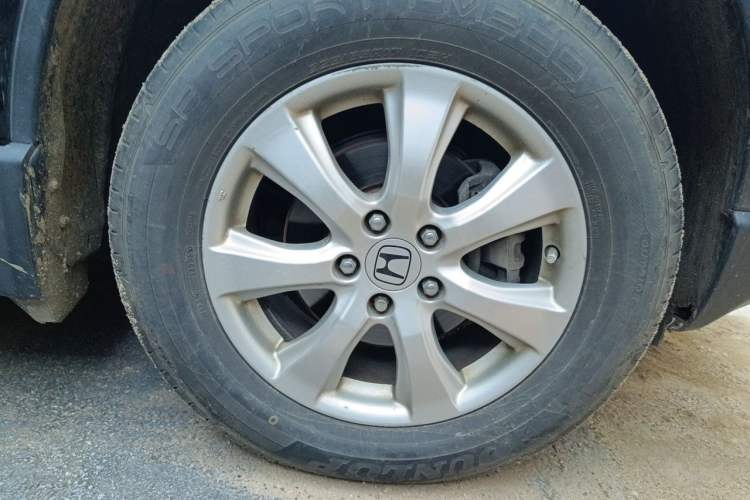 Used Honda CR-V 2010 2.0L Automatic Four-Wheel Drive Classic Edition Right Front Wheel Hub