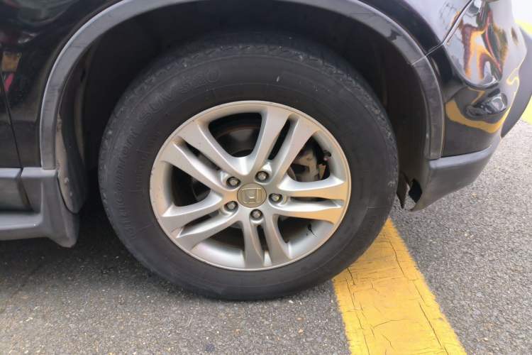 Used Honda CR-V 2010 2.4L Automatic Four-Wheel Drive Prestige Edition Right Front Wheel Hub
