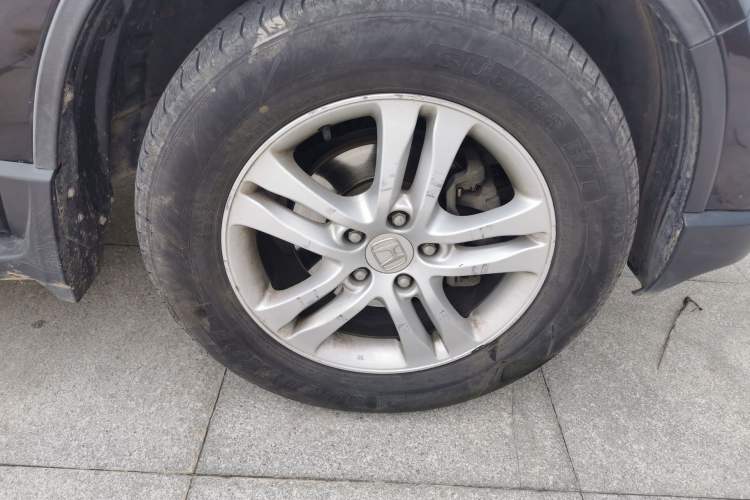 Used Honda CR-V 2010 2.4L automatic four-wheel drive luxury version Right Front Wheel Hub