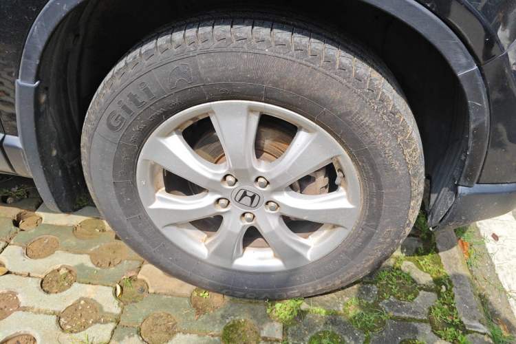 Used Honda CR-V 2010 2.0L Automatic Four-Wheel Drive Classic Edition Right Front Wheel Hub