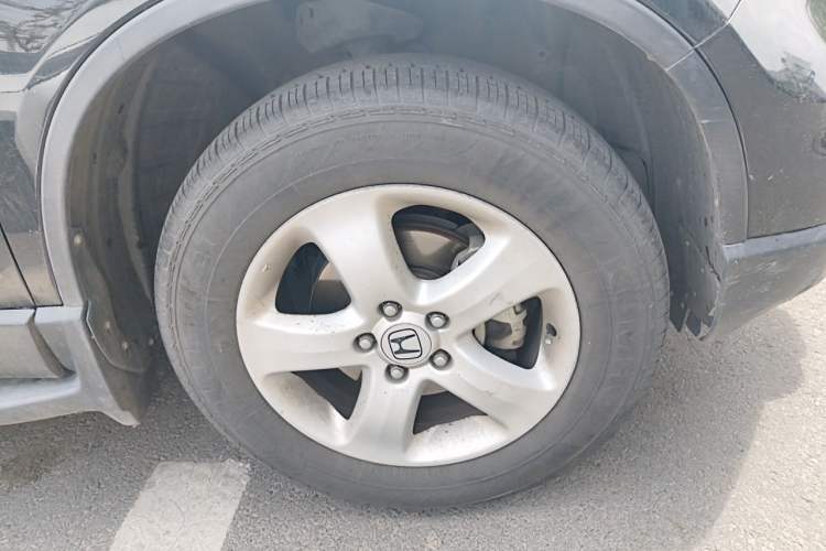 Used Honda CR-V 2010 2.0L manual two-wheel drive urban version Right Front Wheel Hub