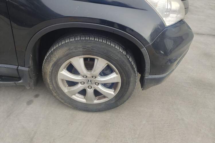 Used Honda CR-V 2010 2.0L Automatic Four-Wheel Drive Classic Edition Right Front Wheel Hub