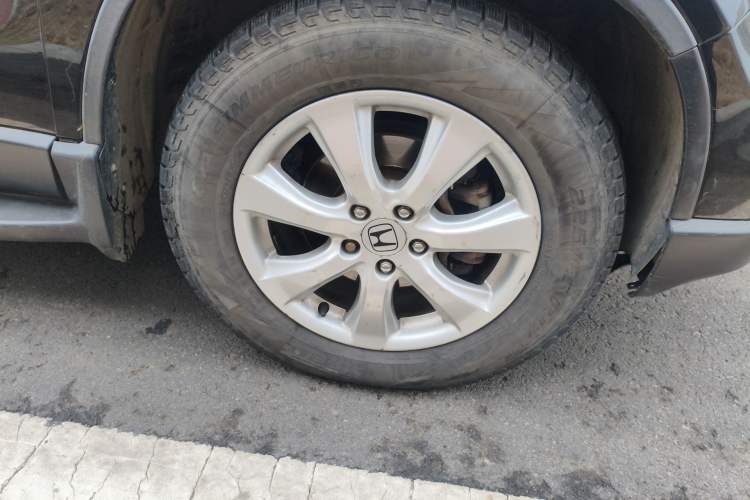 Used Honda CR-V 2010 2.0L Automatic Four-Wheel Drive Classic Edition Right Front Wheel Hub