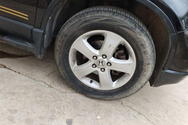 Used Honda CR-V 2010 2.4L automatic four-wheel drive luxury version Right Front Wheel Hub