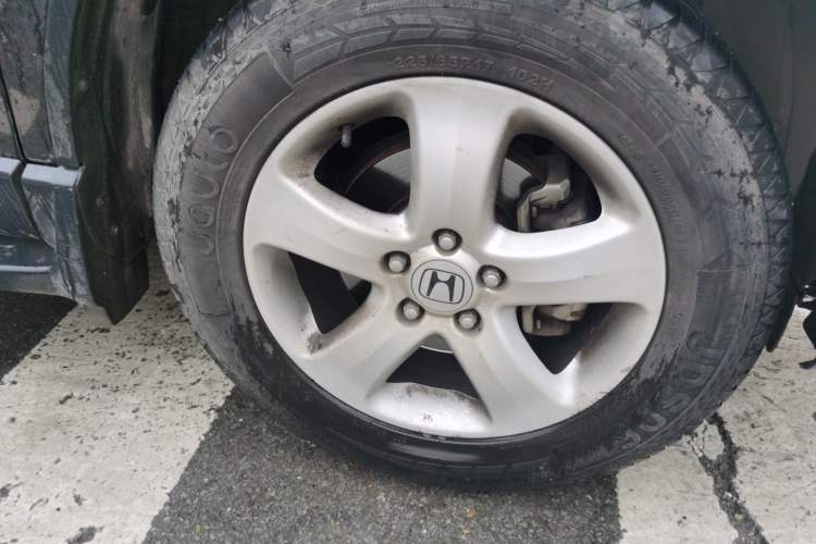 Used Honda CR-V 2010 2.0L manual two-wheel drive urban version Right Front Wheel Hub