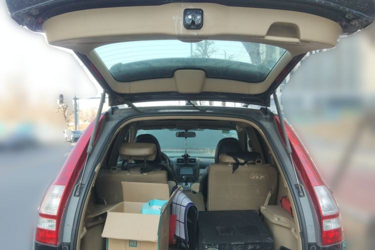 Used Honda CR-V 2010 2.0L Automatic Four-Wheel Drive Classic Edition Trunk