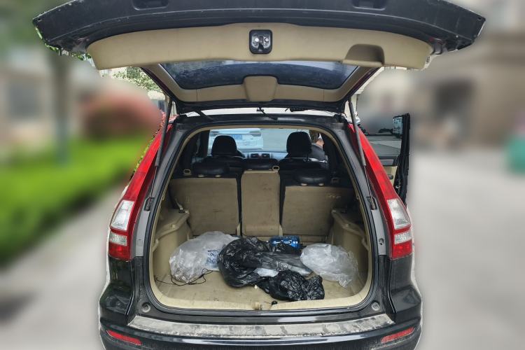 Used Honda CR-V 2010 2.0L Automatic Four-Wheel Drive Classic Edition Trunk