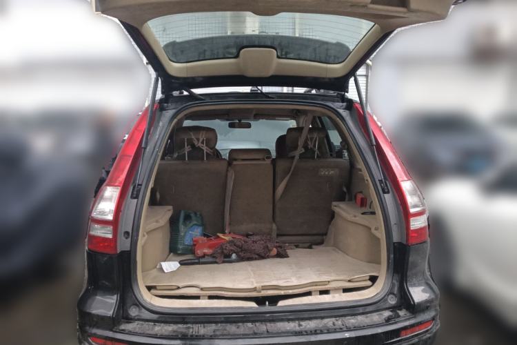 Used Honda CR-V 2010 2.0L manual two-wheel drive urban version Trunk