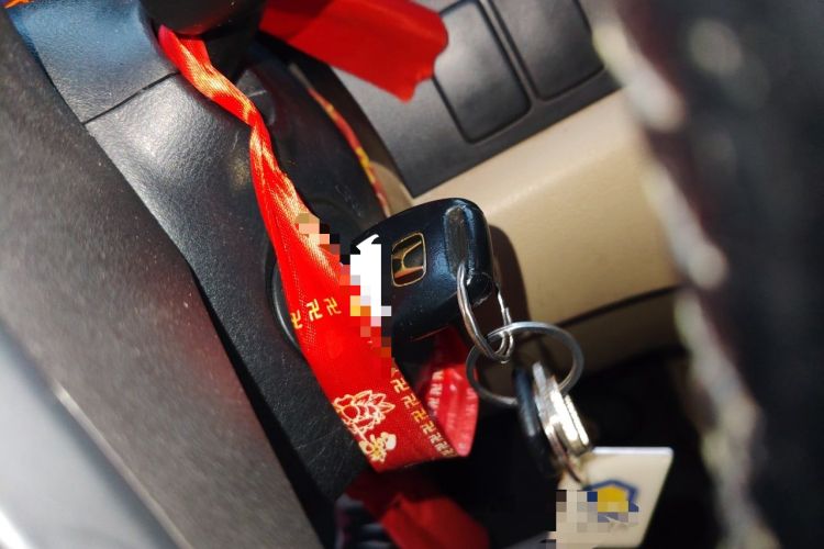 Used Honda CR-V 2010 2.0L automatic two-wheel drive urban version Vehicle Key