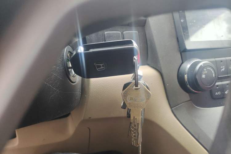 Used Honda CR-V 2010 2.0L Automatic Four-Wheel Drive Classic Edition Vehicle Key