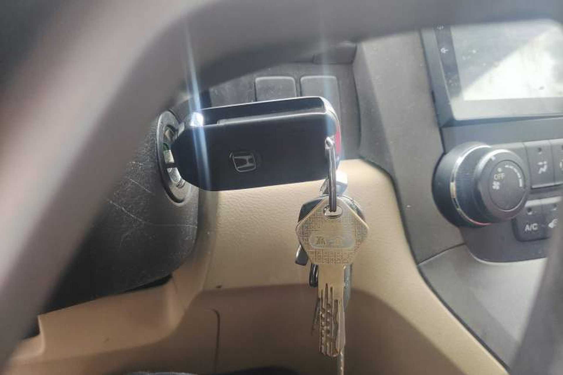 Used Honda CR-V 2010 2.0L Automatic Four-Wheel Drive Classic Edition Vehicle Key