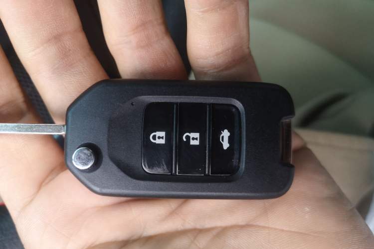 Used Honda CR-V 2010 2.0L manual two-wheel drive urban version Vehicle Key