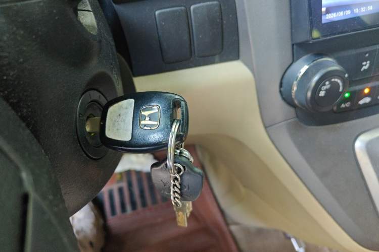 Used Honda CR-V 2010 2.0L Automatic Four-Wheel Drive Classic Edition Vehicle Key