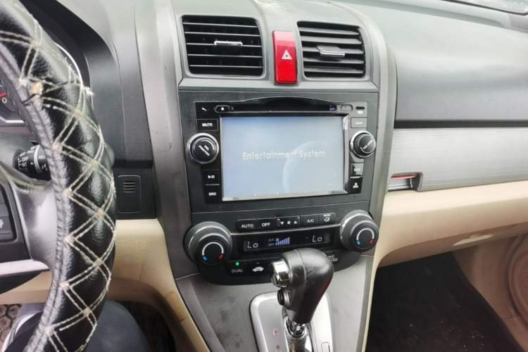 Used Honda CR-V 2010 2.4L automatic four-wheel drive luxury version Audio And AC Panel