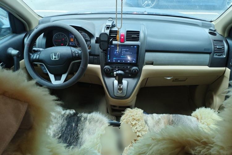 Used Honda CR-V 2010 2.4L Automatic Four-Wheel Drive Prestige Edition Center Console