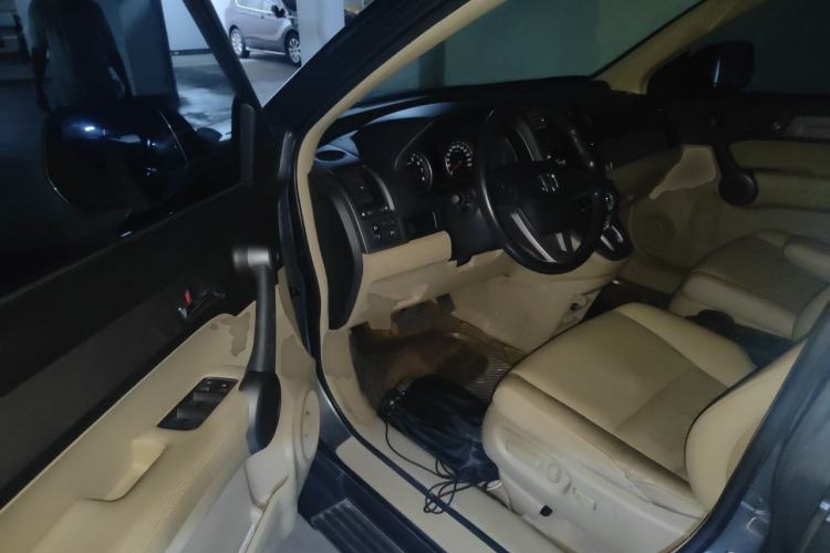 Used Honda CR-V 2010 2.4L automatic four-wheel drive luxury version Driver Seat
