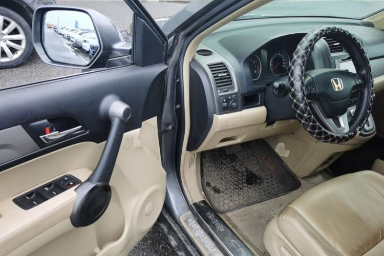 Used Honda CR-V 2010 2.4L automatic four-wheel drive luxury version Driver Seat