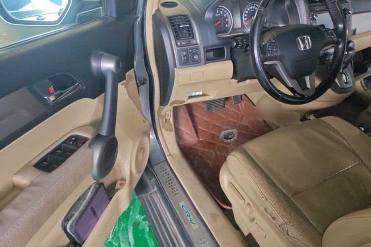 Used Honda CR-V 2010 2.4L automatic four-wheel drive luxury version Driver Seat