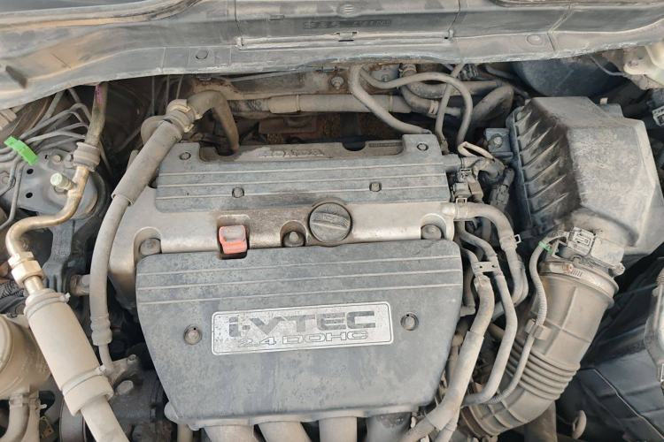 Used Honda CR-V 2010 2.4L automatic four-wheel drive luxury version Engine Bay