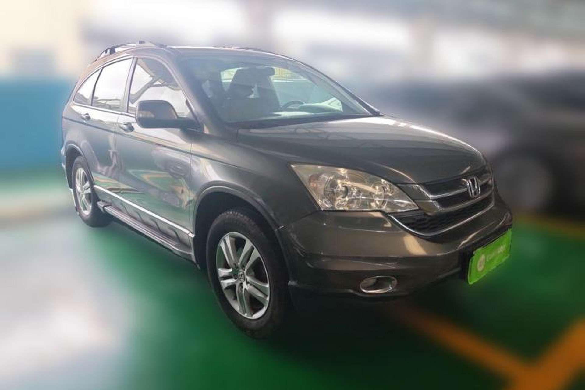 Used Honda CR-V 2010 2.4L automatic four-wheel drive luxury version Front Right 45 Deg