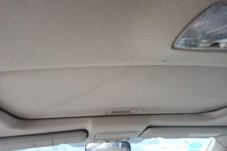 Used Honda CR-V 2010 2.4L automatic four-wheel drive luxury version Headliner