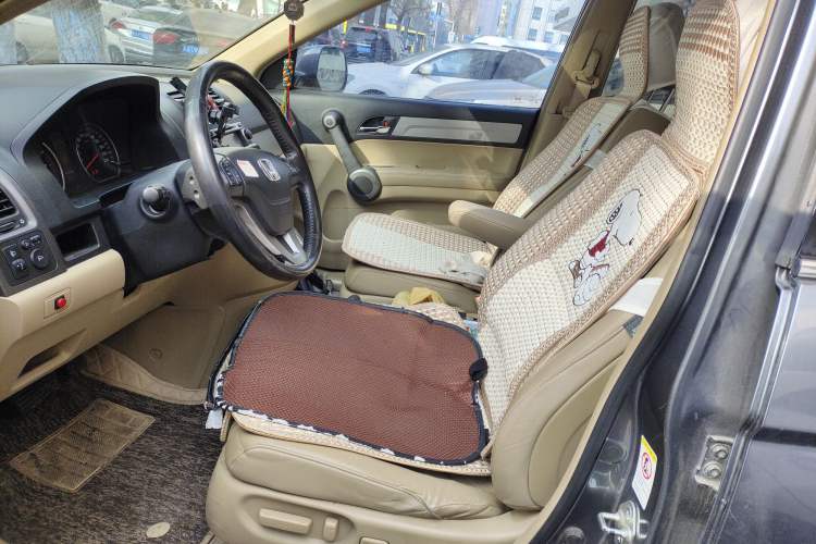Used Honda CR-V 2010 2.4L automatic four-wheel drive luxury version Left Front Seat