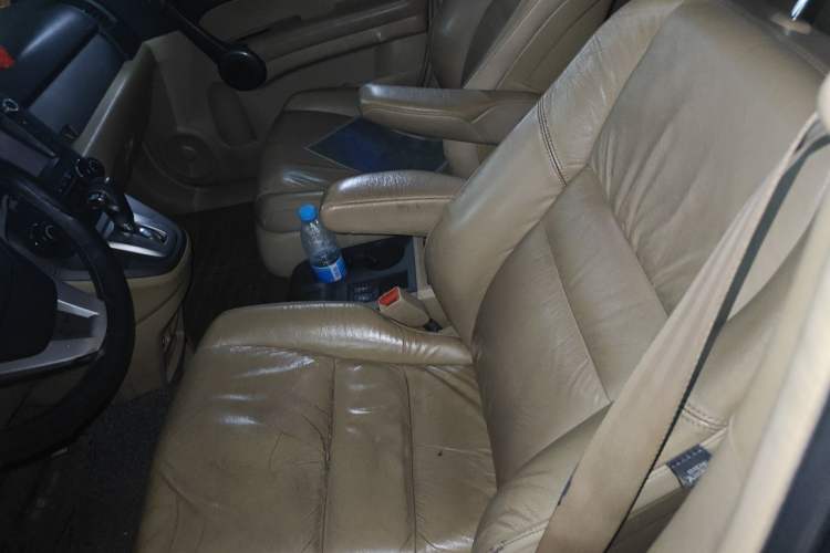 Used Honda CR-V 2010 2.4L automatic four-wheel drive luxury version Left Front Seat