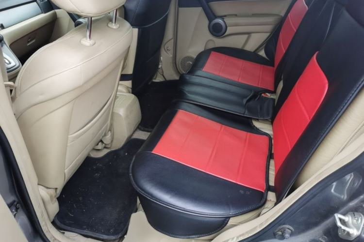 Used Honda CR-V 2010 2.4L automatic four-wheel drive luxury version Left Rear Seat