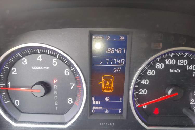 Used Honda CR-V 2010 2.4L Automatic Four-Wheel Drive Prestige Edition Odometer Close Up