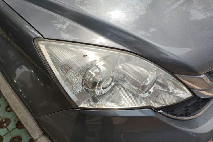 Used Honda CR-V 2010 2.4L Automatic Four-Wheel Drive Prestige Edition Right Front Headlight