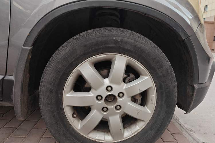 Used Honda CR-V 2010 2.4L automatic four-wheel drive luxury version Right Front Wheel Hub