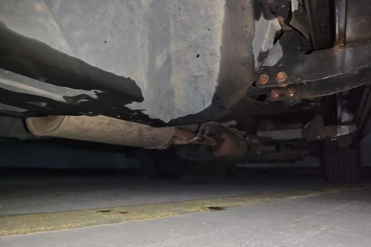 Used Honda CR-V 2010 2.4L automatic four-wheel drive luxury version Chassis Rear Right