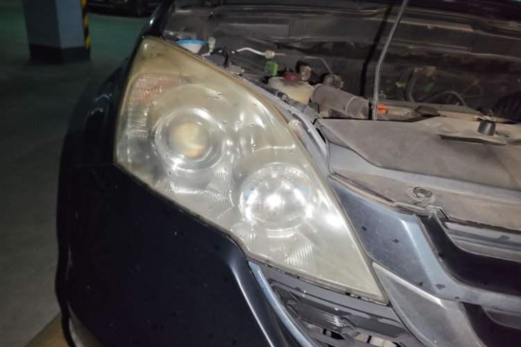 Used Honda CR-V 2010 2.4L automatic four-wheel drive luxury version Right Front Headlight
