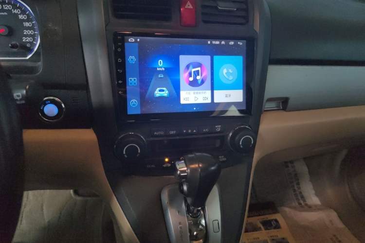 Used Honda CR-V 2010 2.4L automatic four-wheel drive luxury version Audio And AC Panel