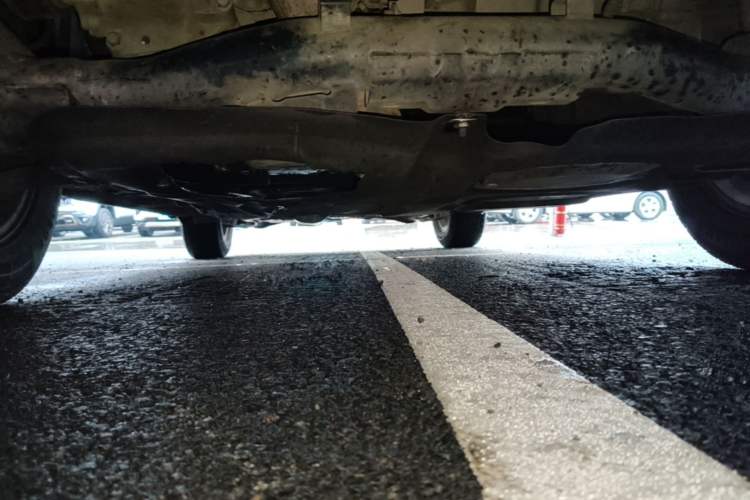 Used Honda CR-V 2010 2.0L Automatic Four-Wheel Drive Classic Edition Chassis Front
