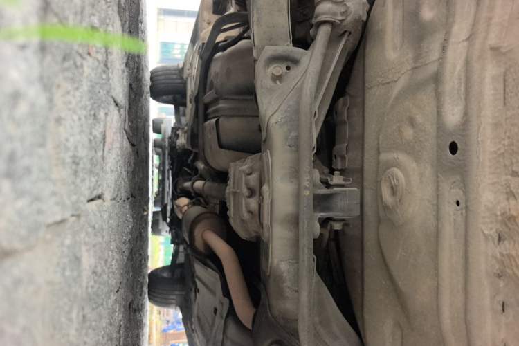 Used Honda CR-V 2010 2.4L automatic four-wheel drive luxury version Chassis Rear