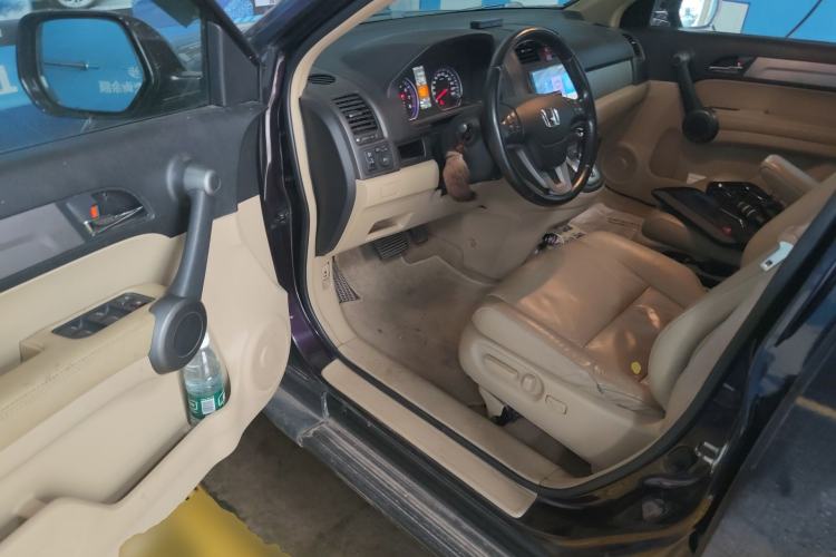 Used Honda CR-V 2010 2.4L automatic four-wheel drive luxury version Driver Seat