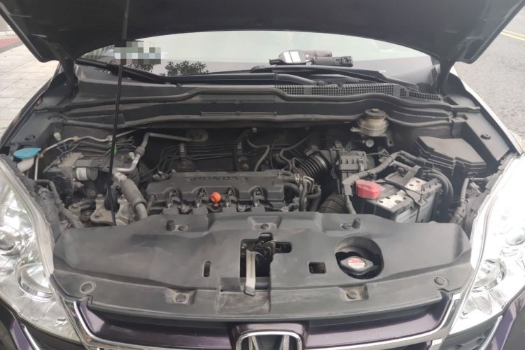 Used Honda CR-V 2010 2.0L automatic two-wheel drive urban version Engine Bay