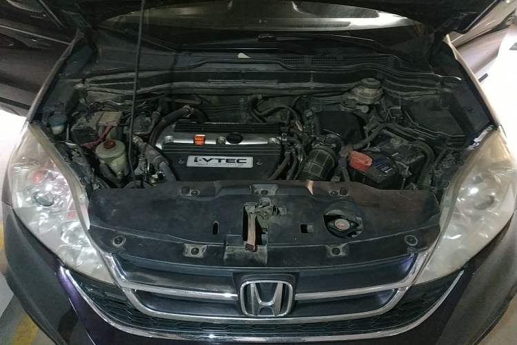 Used Honda CR-V 2010 2.4L Automatic Four-Wheel Drive Prestige Edition Engine Bay