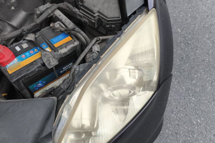 Used Honda CR-V 2010 2.4L automatic four-wheel drive luxury version Engine Bay Left