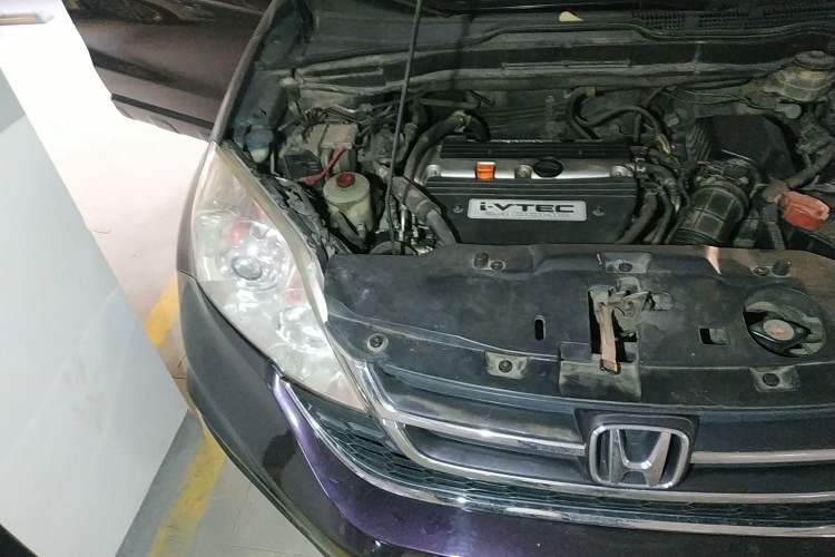 Used Honda CR-V 2010 2.4L Automatic Four-Wheel Drive Prestige Edition Engine Bay Right