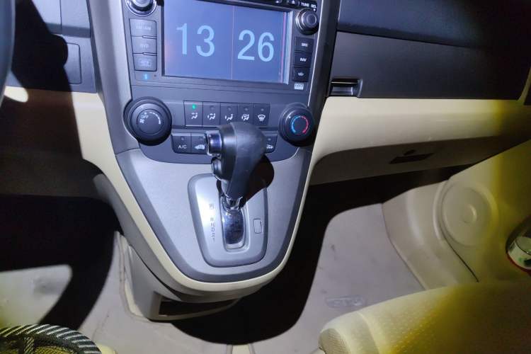 Used Honda CR-V 2010 2.0L Automatic Four-Wheel Drive Classic Edition Gear Lever