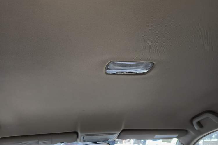 Used Honda CR-V 2010 2.0L automatic two-wheel drive urban version Headliner