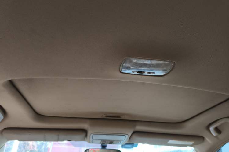 Used Honda CR-V 2010 2.4L automatic four-wheel drive luxury version Headliner