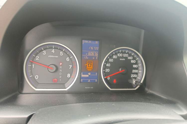 Used Honda CR-V 2010 2.4L automatic four-wheel drive luxury version Instrument Cluster