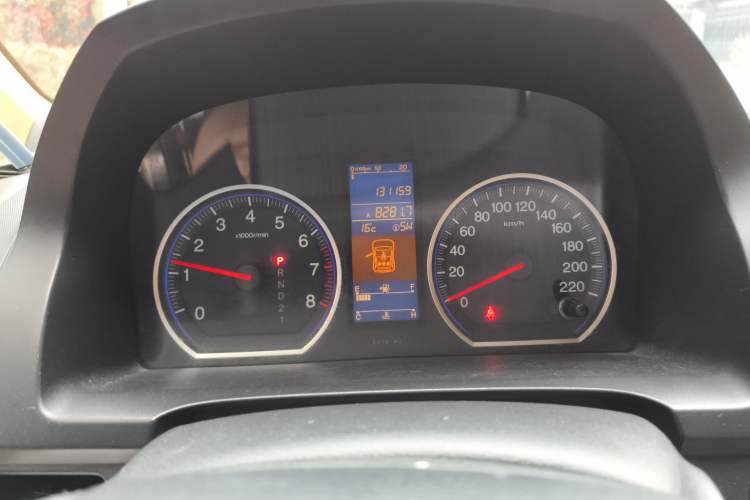 Used Honda CR-V 2010 2.4L automatic four-wheel drive luxury version Instrument Cluster