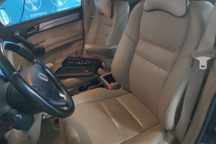 Used Honda CR-V 2010 2.4L automatic four-wheel drive luxury version Left Front Seat