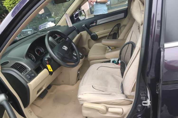 Used Honda CR-V 2010 2.0L automatic two-wheel drive urban version Left Front Seat